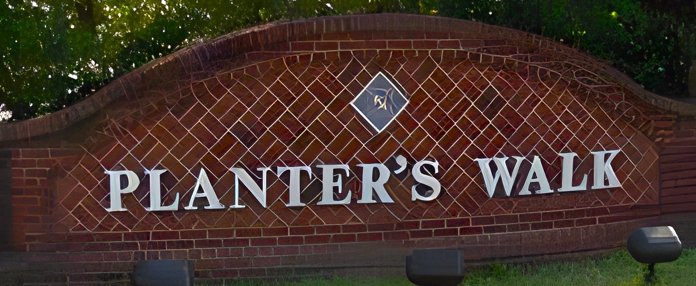 Planters Walk • Tim M. Clarke Team